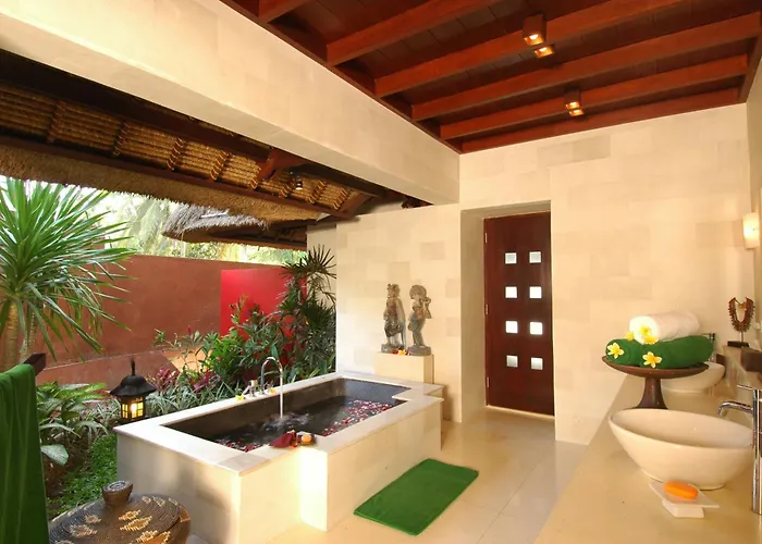 ヴィラ Kanti - 5 Bedroom Private With Swimming Pool ウブド