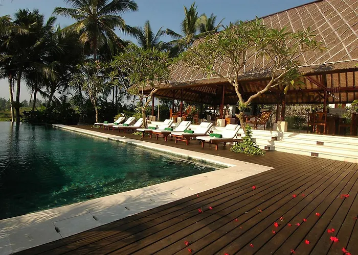 ヴィラ Kanti - 5 Bedroom Private With Swimming Pool ウブド