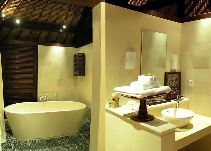 Kanti - 5 Bedroom Private With Swimming Pool * ウブド