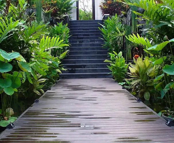 Kanti - 5 Bedroom Private With Swimming Pool ウブド