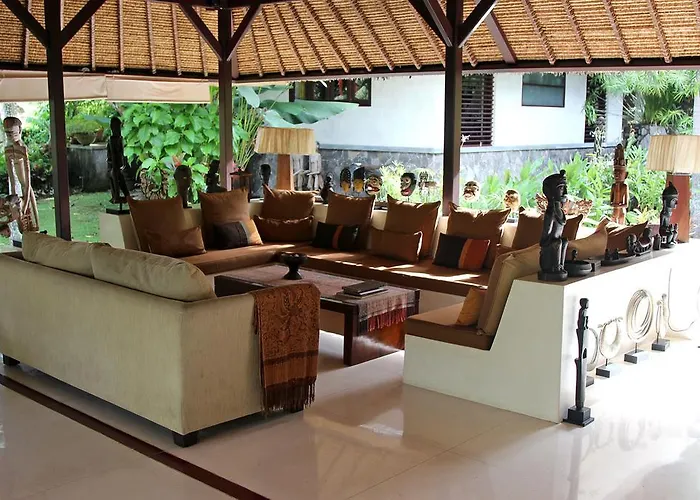 Kanti - 5 Bedroom Private With Swimming Pool ウブド
