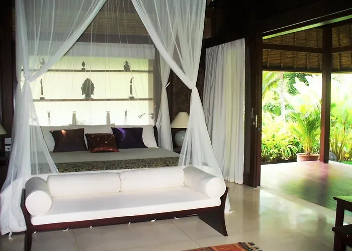 Kanti - 5 Bedroom Private With Swimming Pool